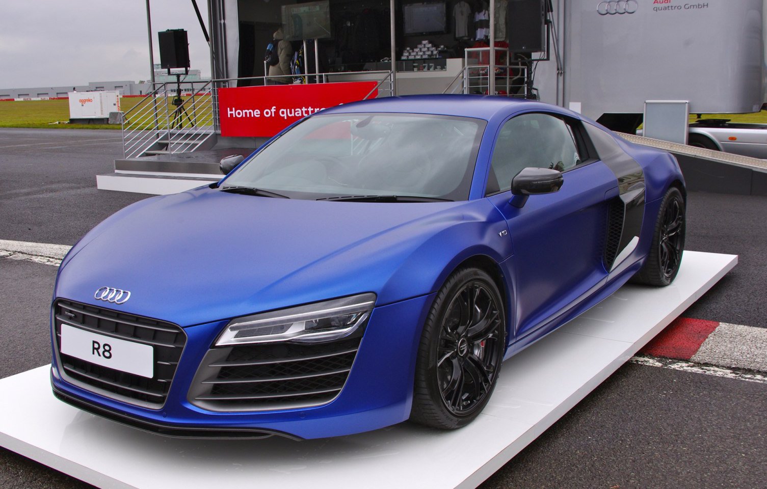 Audi R8 technical specifications and fuel economy